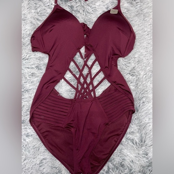 Kenneth Cole Women's Standard Stappy Push Up Mio One Piece Swimsuit size small - Picture 4 of 8